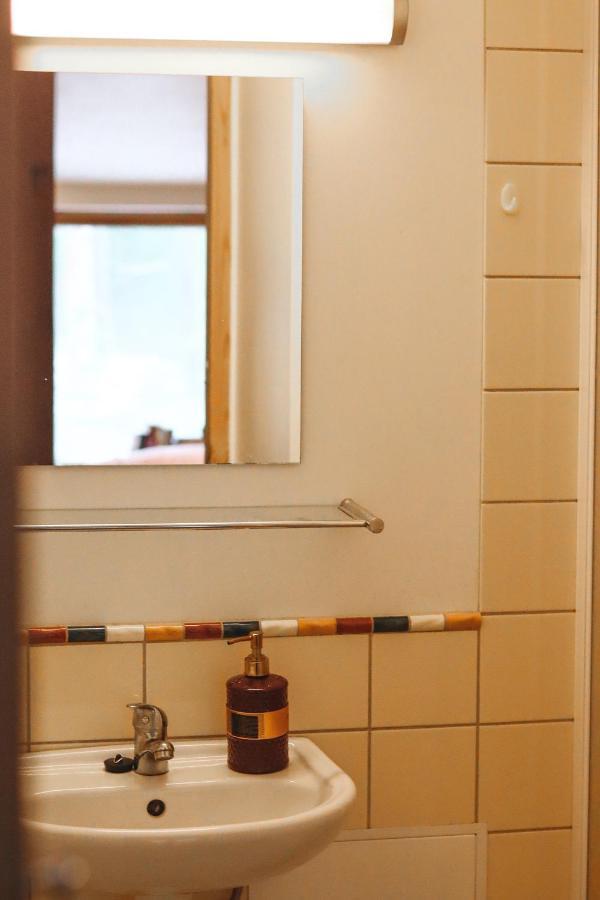 Samblatalu Homestay Laulasmaa Buitenkant foto
